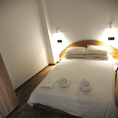 Modern Penthouse Thessaloniki Apartment Bagian luar foto