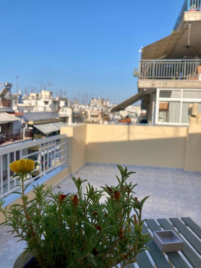Modern Penthouse Thessaloniki Apartment Bagian luar foto